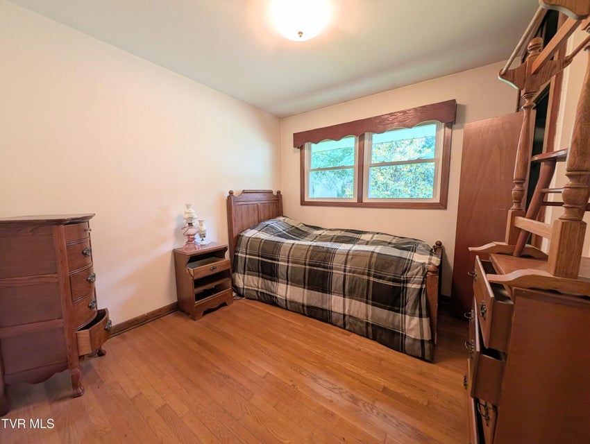 Photo #22: 427 Hagan Avenue
