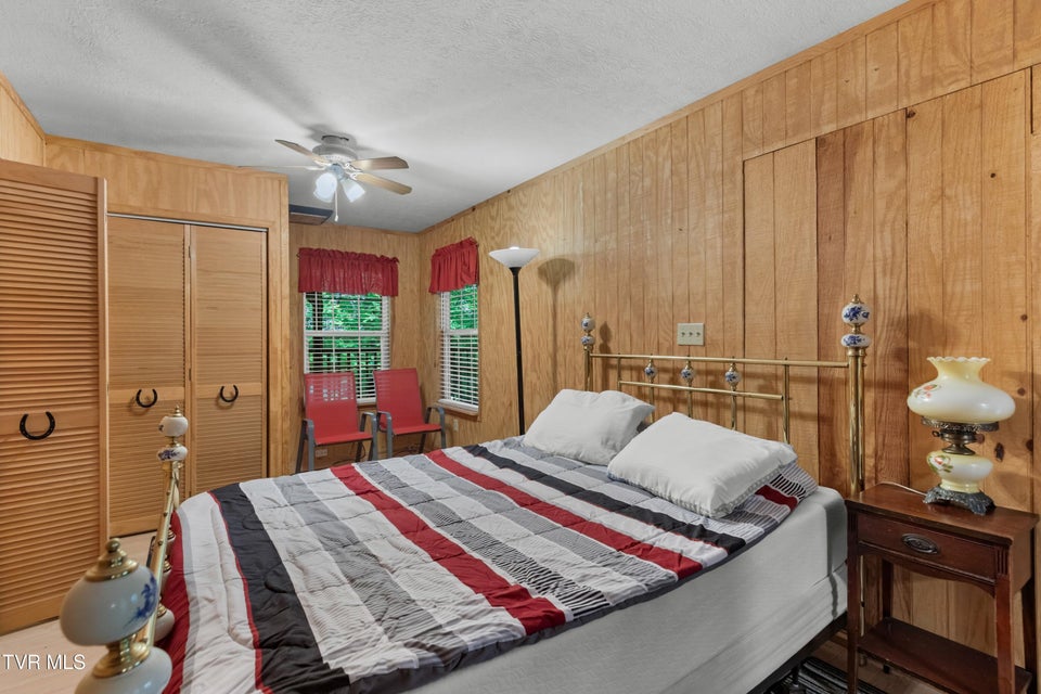 Photo #8: 236 Beech Street