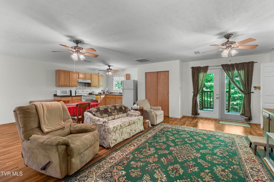 Photo #3: 236 Beech Street