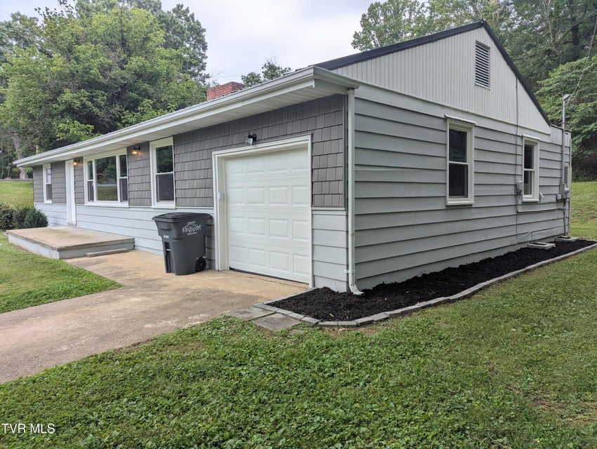 Photo #2: 2324 Inglewood Drive
