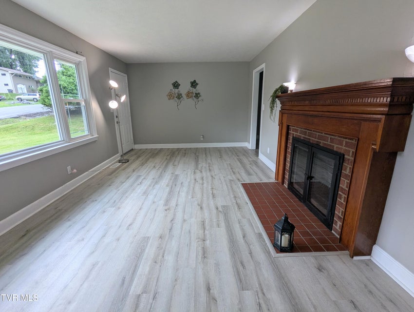 Photo #4: 2324 Inglewood Drive