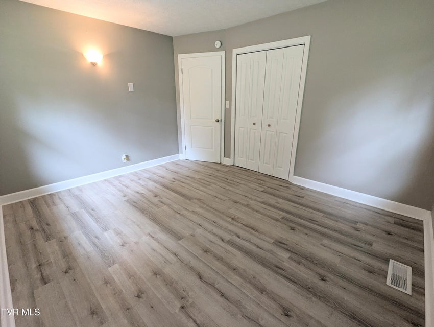 Photo #15: 2324 Inglewood Drive