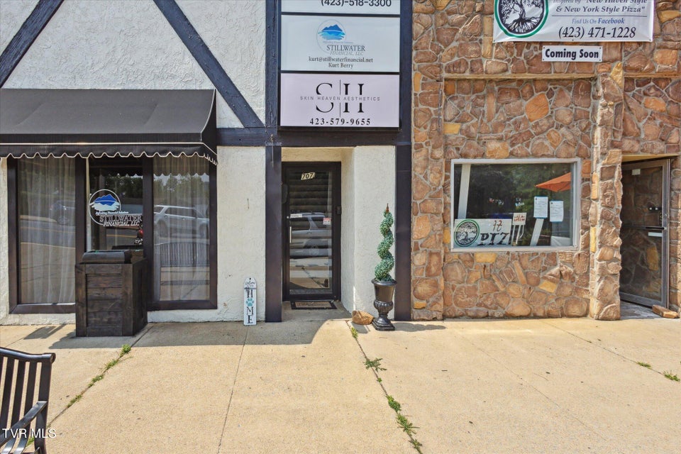 Photo #22: 707 Elk Avenue
