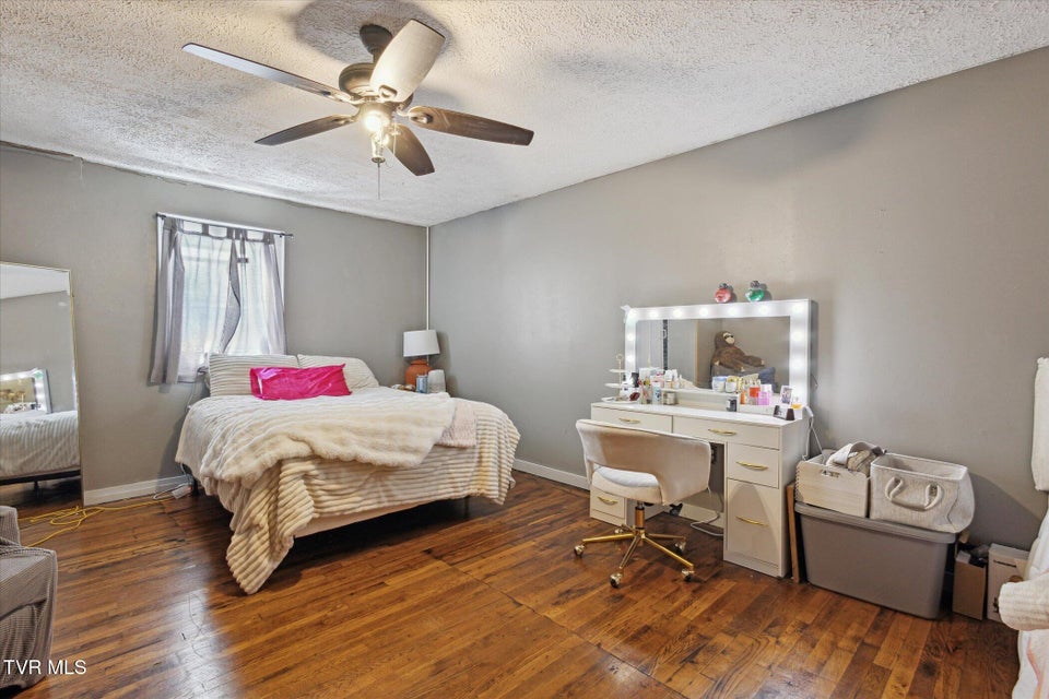 Photo #13: 707 Elk Avenue