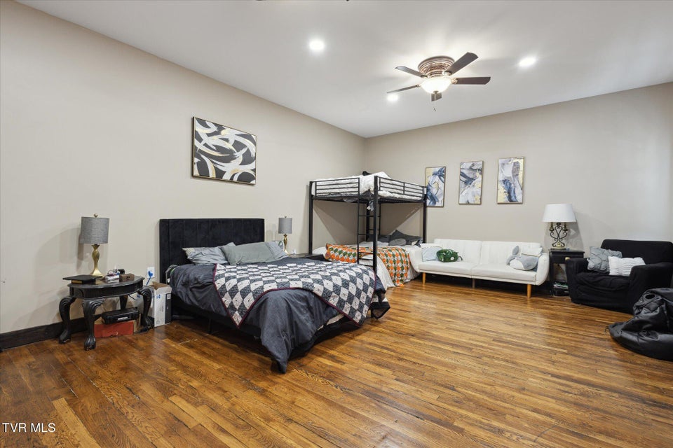 Photo #10: 707 Elk Avenue