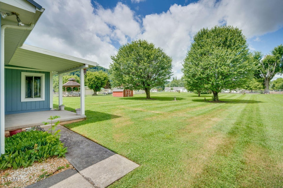 Photo #27: 190 Mayfield Drive