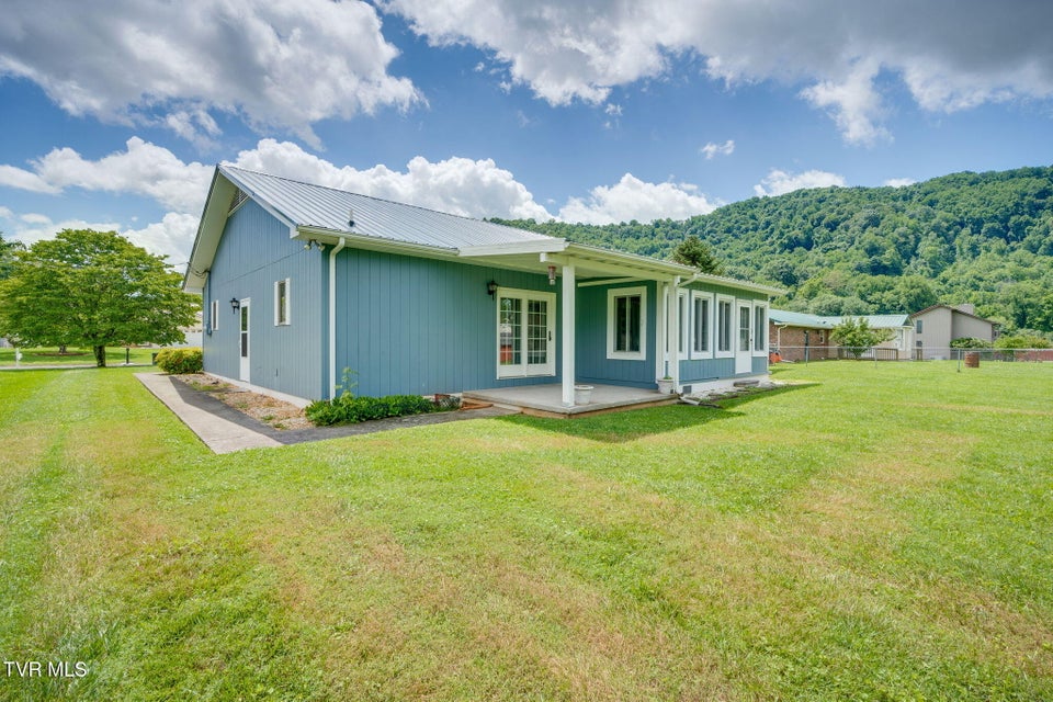 Photo #28: 190 Mayfield Drive