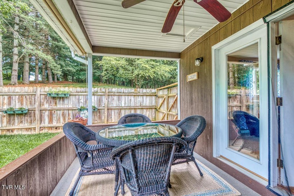 Photo #17: 18357 Westwood Drive
