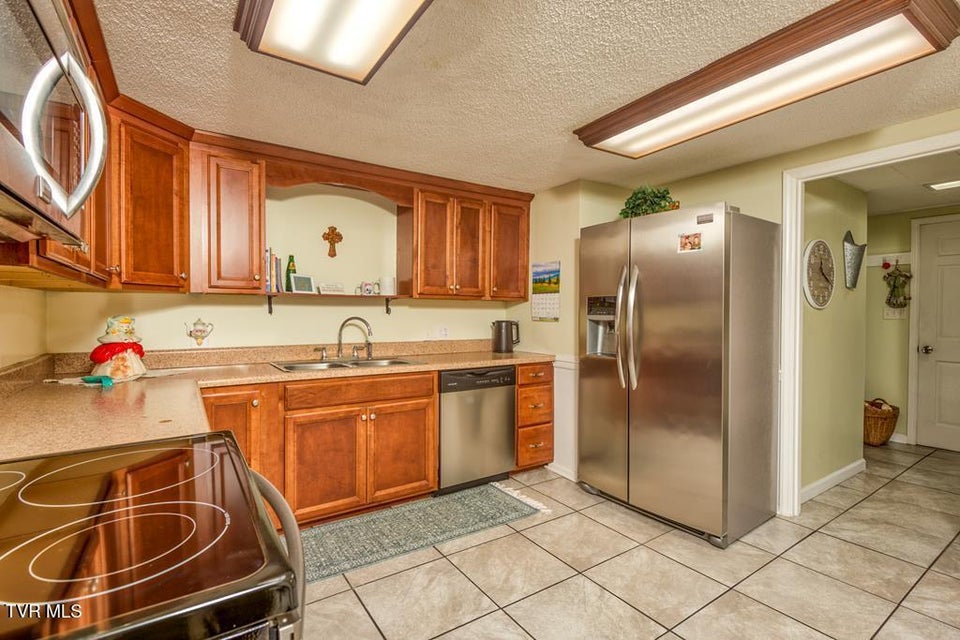 Photo #19: 18357 Westwood Drive