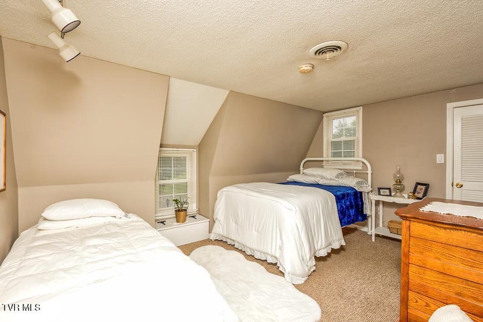 Photo #31: 18357 Westwood Drive