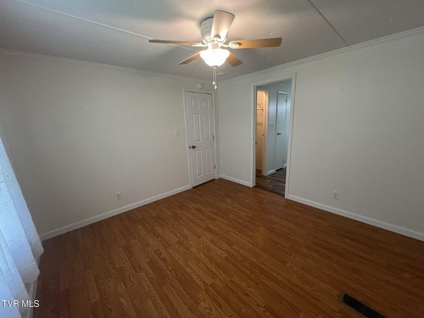 Photo #26: 505 Lake Street