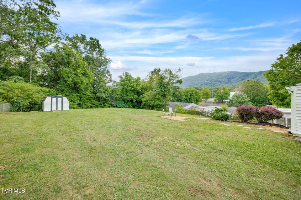 Photo #38: 120 Mayflower Road