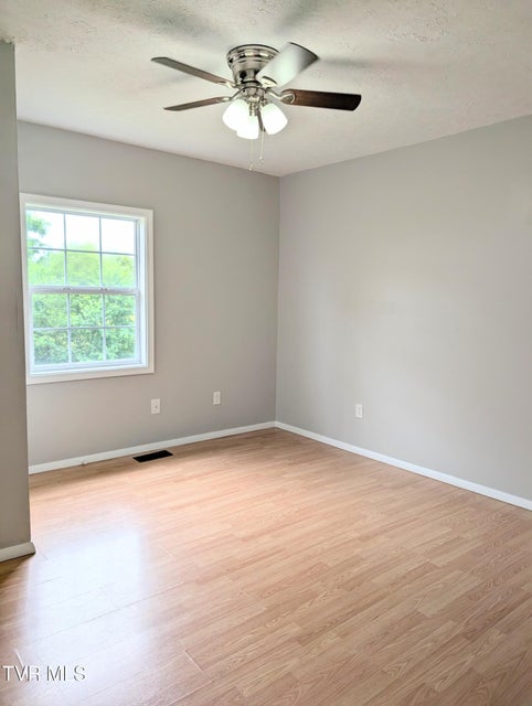 Photo #19: 950 Kingsport Highway