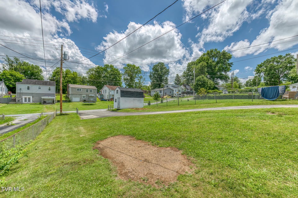 Photo #23: 621 Hamilton Street