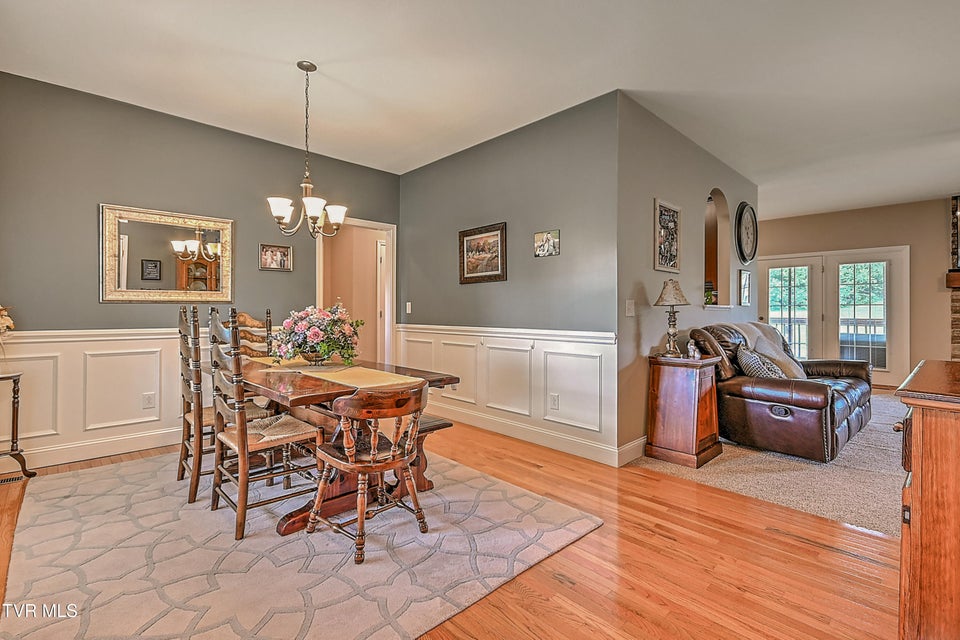 Photo #10: 5000 Aberlea Place