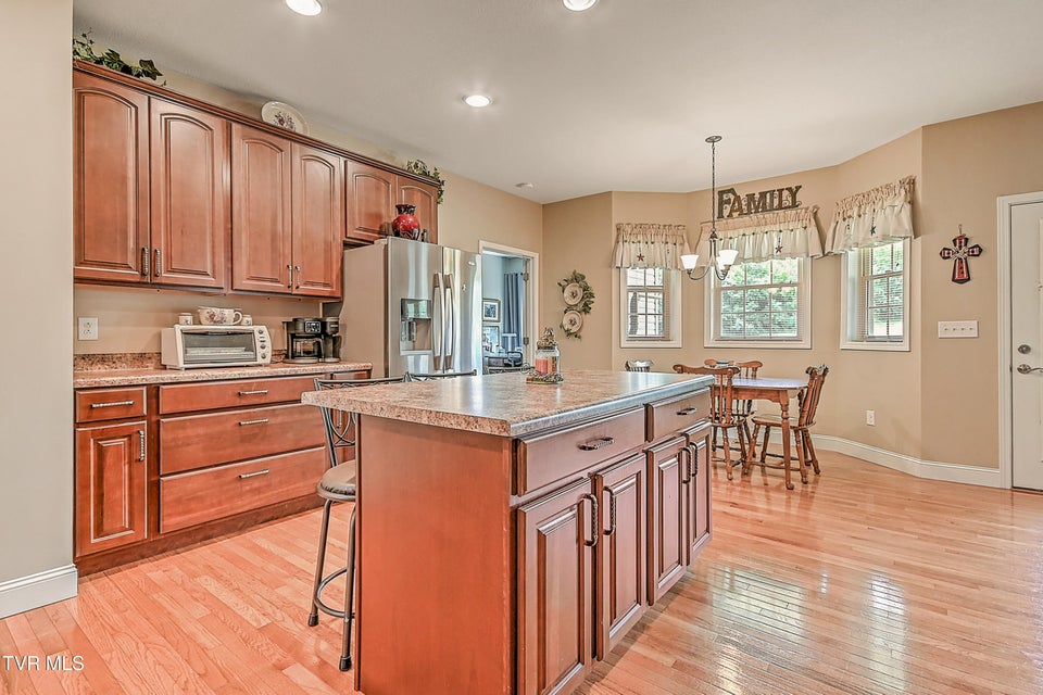 Photo #19: 5000 Aberlea Place