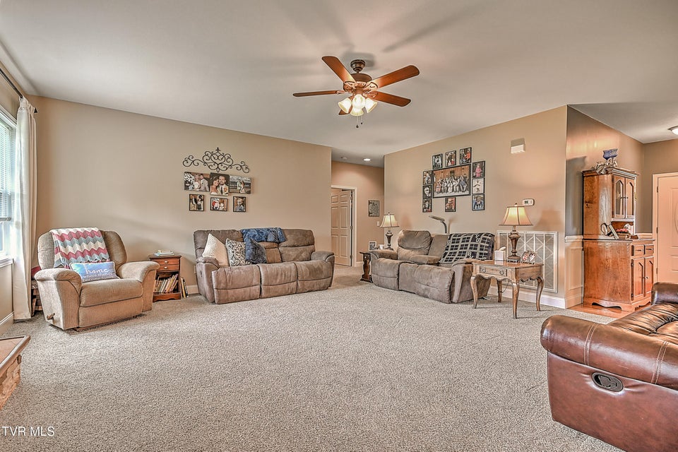 Photo #25: 5000 Aberlea Place