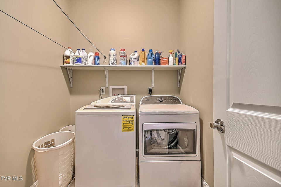 Photo #35: 5000 Aberlea Place