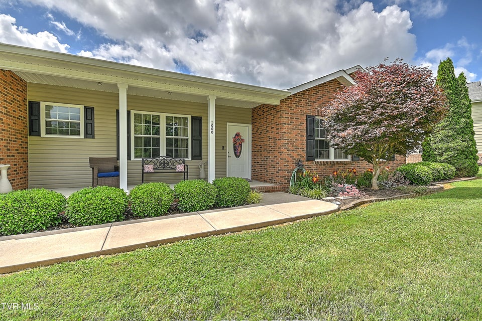 Photo #3: 5000 Aberlea Place