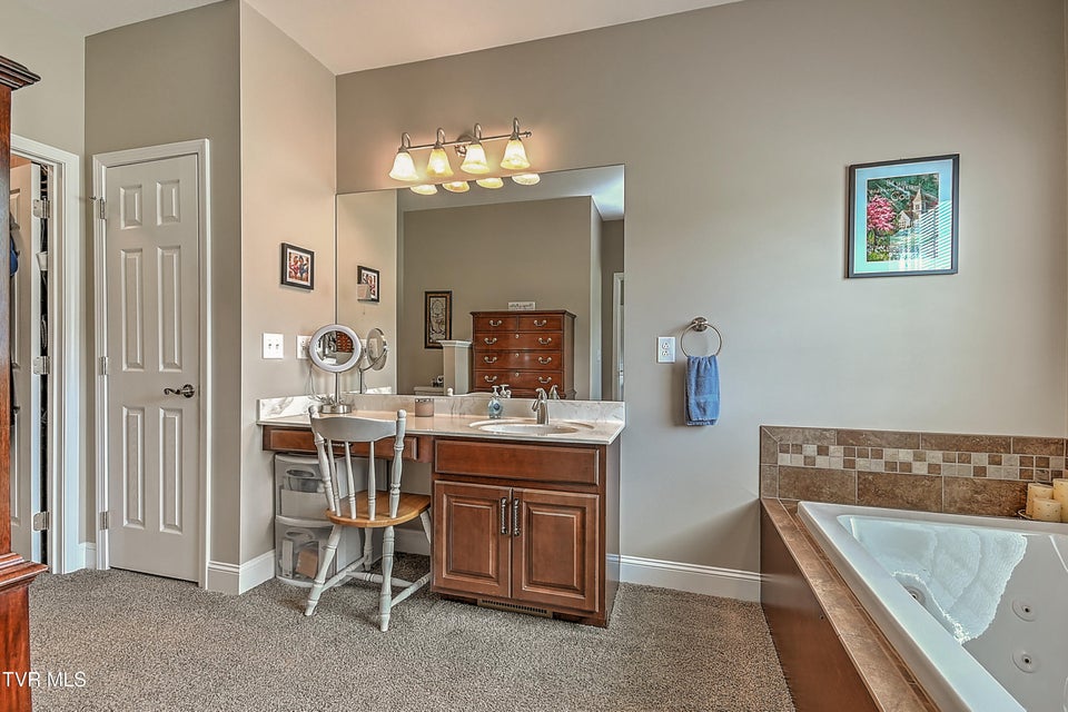Photo #44: 5000 Aberlea Place