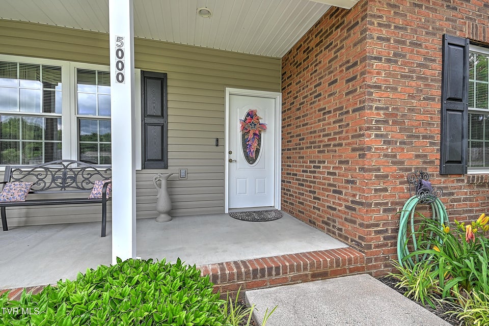 Photo #4: 5000 Aberlea Place