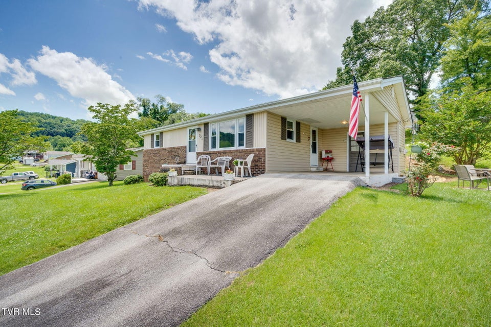 Photo #3: 221 Mcfarland Drive