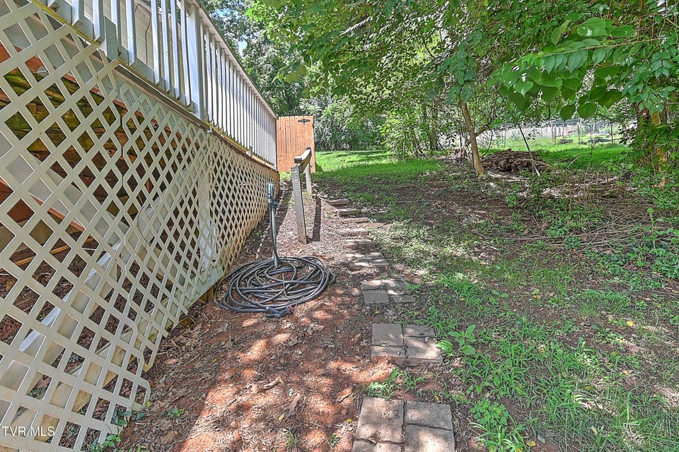 Photo #3: 1259 Ridgecrest Avenue