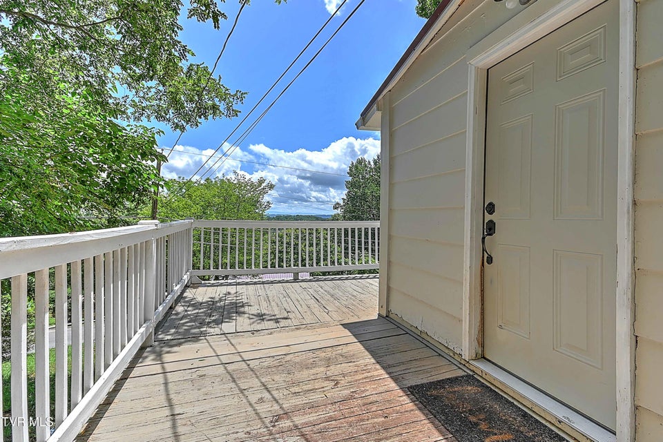 Photo #4: 1259 Ridgecrest Avenue