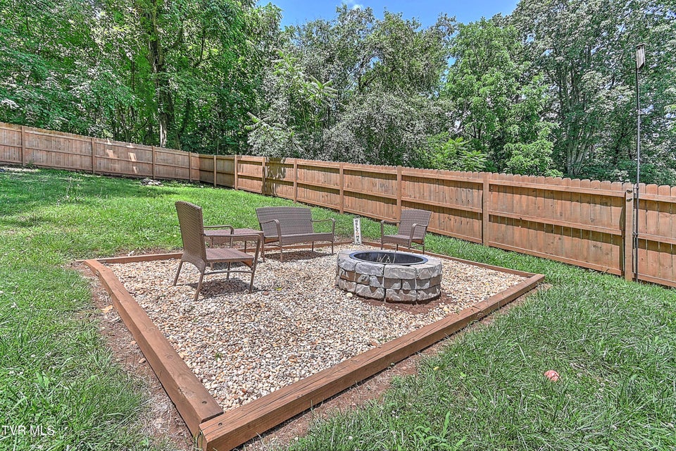 Photo #12: 1259 Ridgecrest Avenue