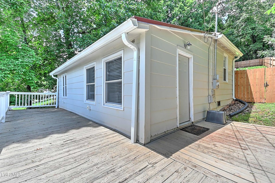 Photo #7: 1259 Ridgecrest Avenue