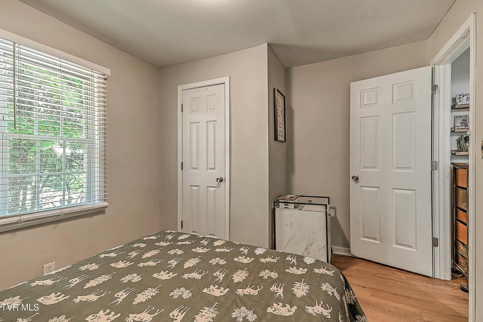 Photo #23: 1259 Ridgecrest Avenue
