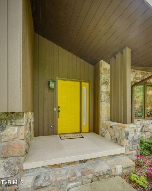 Photo #11: 4035 Lakewood Drive