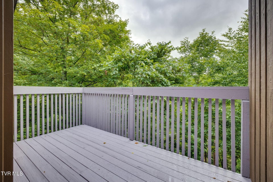 Photo #30: 4035 Lakewood Drive