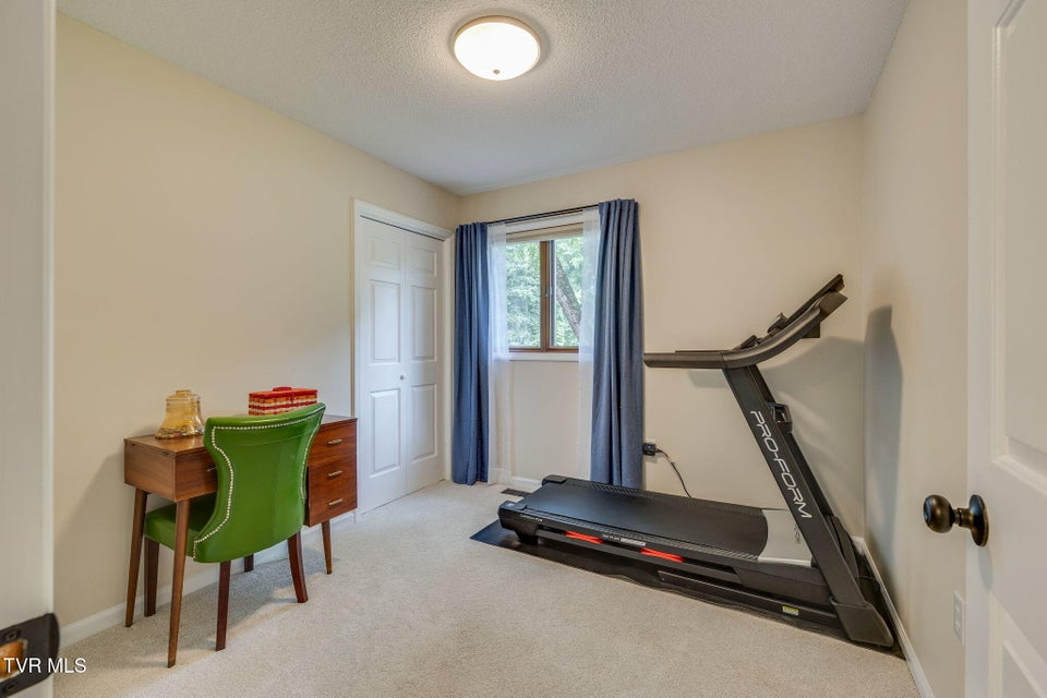 Photo #42: 4035 Lakewood Drive