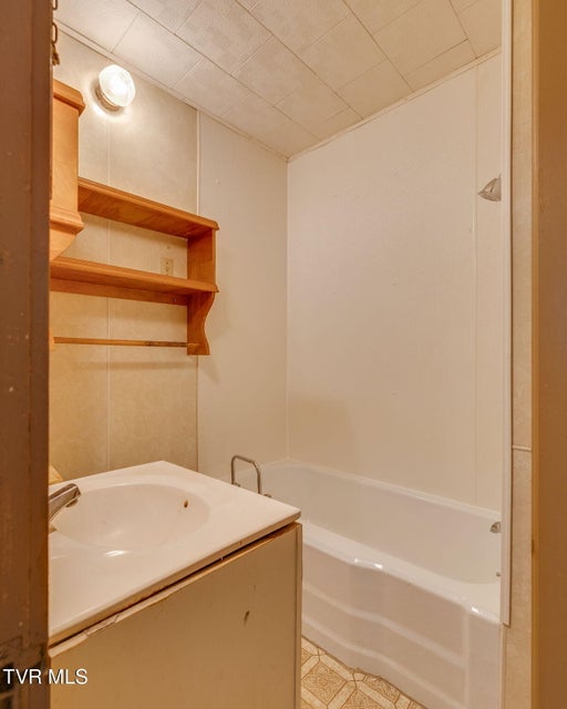 Photo #14: 4173 Ridge Road