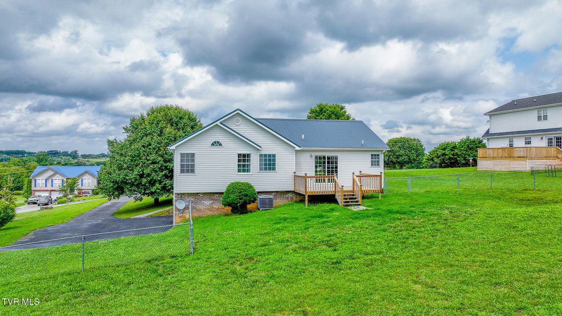 Photo #33: 5 Pinehurst Court