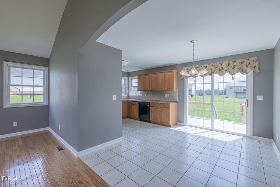 Photo #3: 5 Pinehurst Court
