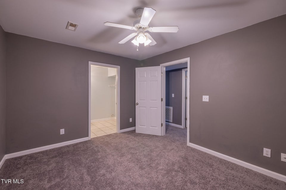 Photo #26: 5 Pinehurst Court