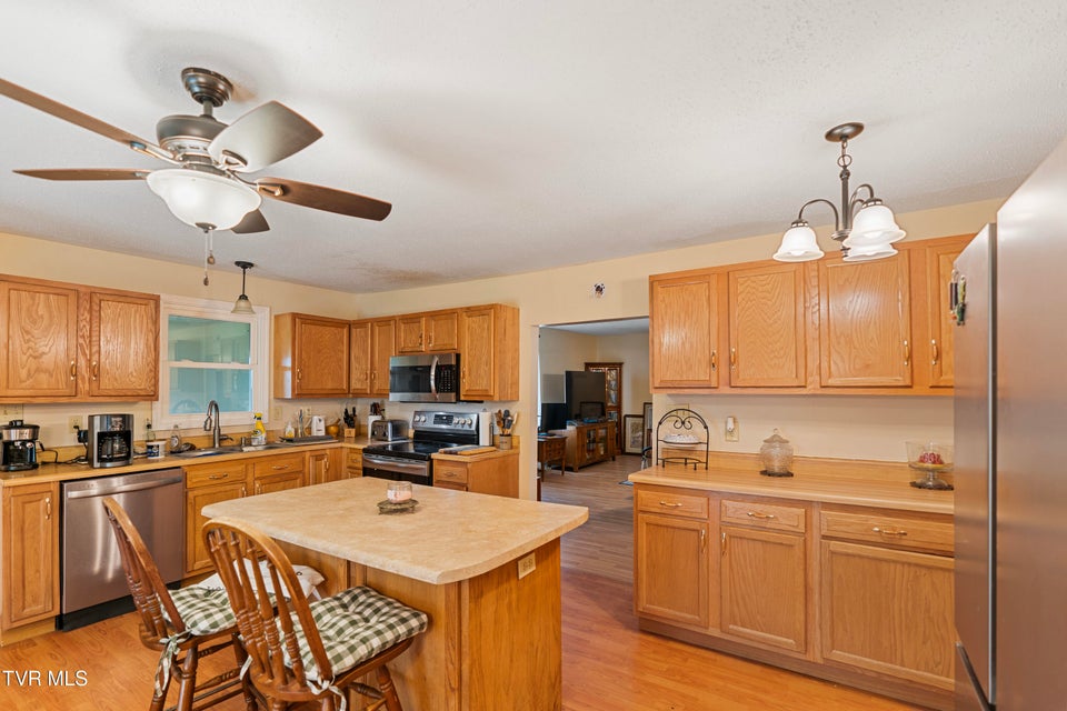 Photo #6: 3327 Keller Drive