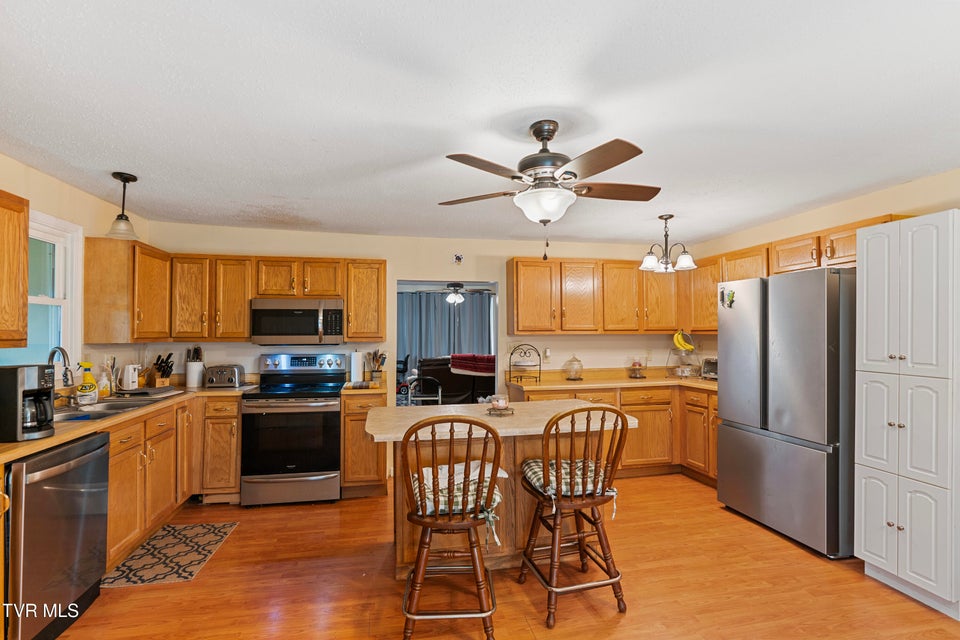 Photo #4: 3327 Keller Drive