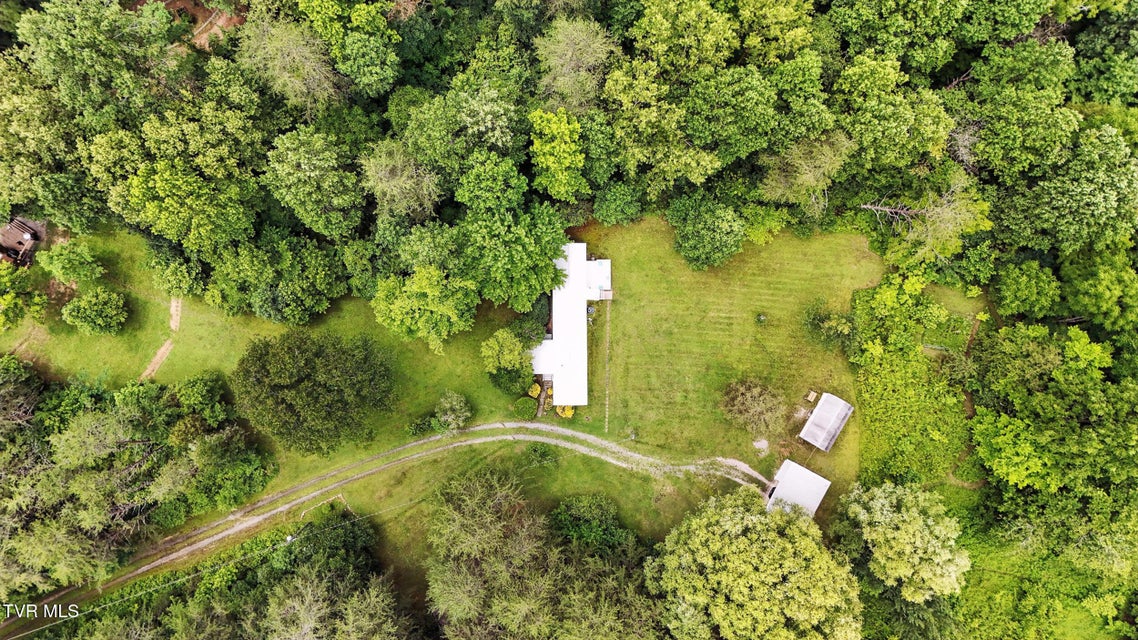 Photo #40: 994 Speedwell Road