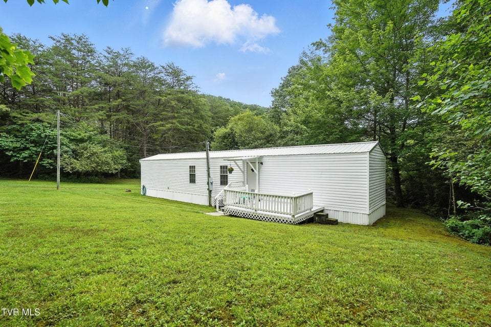 Photo #27: 994 Speedwell Road