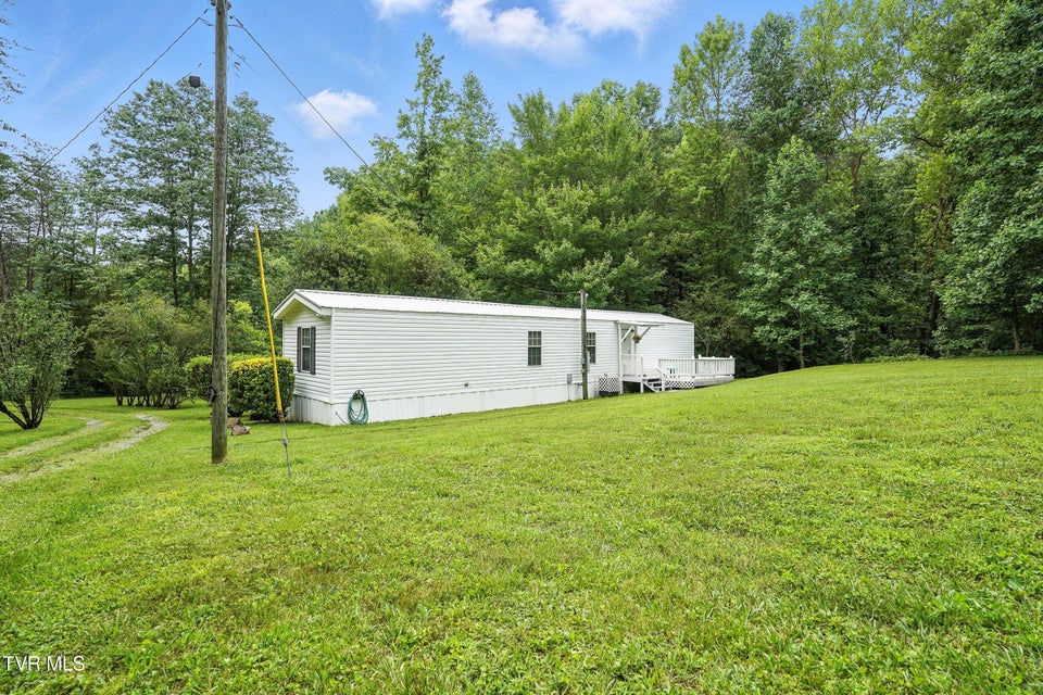 Photo #29: 994 Speedwell Road