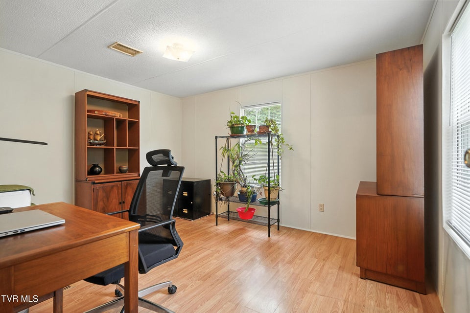 Photo #17: 994 Speedwell Road