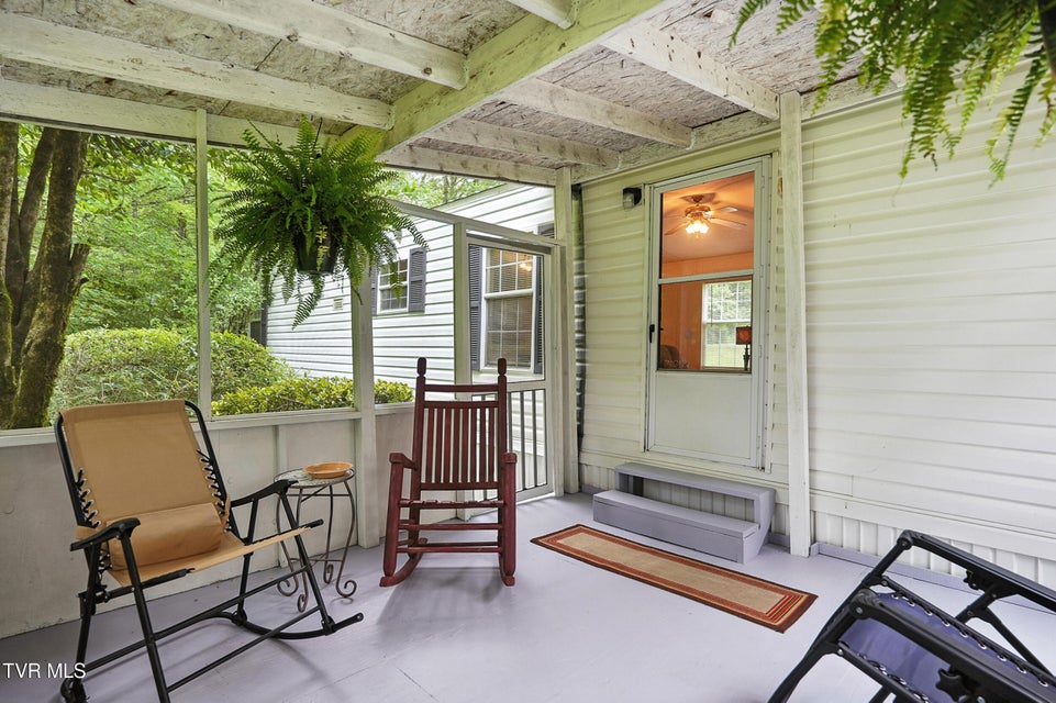 Photo #6: 994 Speedwell Road