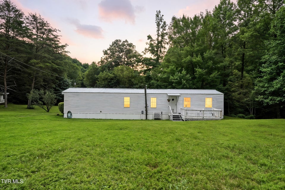Photo #30: 994 Speedwell Road