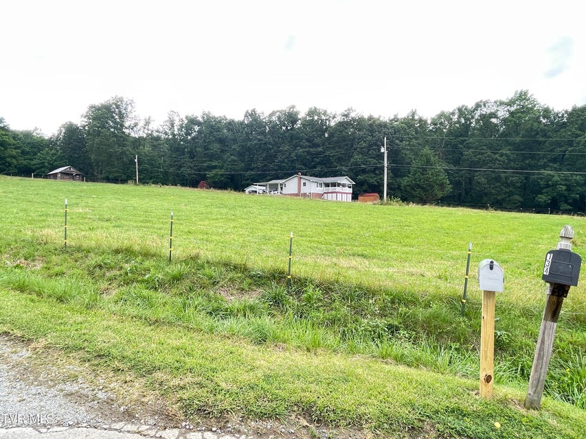 Photo #53: 134 Carver Crabtree Road