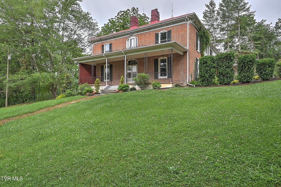 Photo #4: 2061 King College Road
