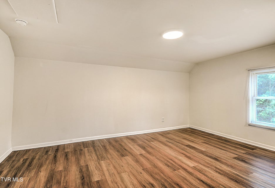 Photo #26: 1648 E Street