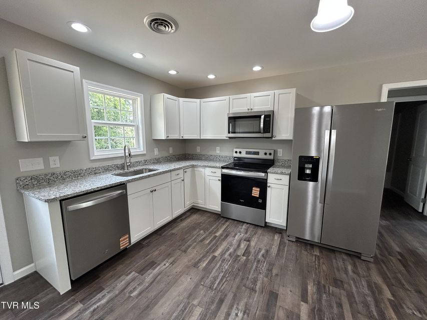 Photo #11: 114 Longview Drive